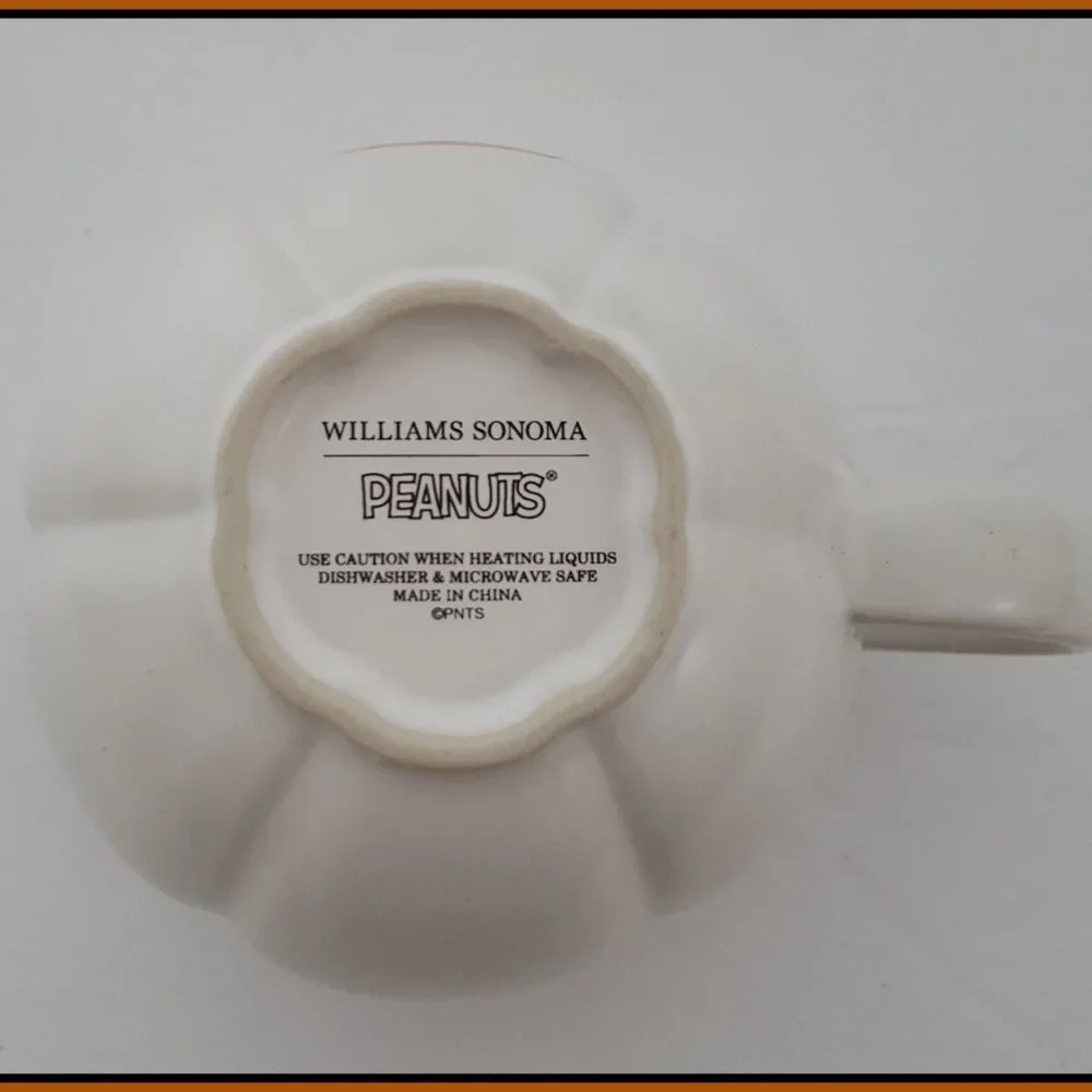 NEW Williams Sonoma PEANUTS Halloween Snoopy Mug 15 OZ Stoneware